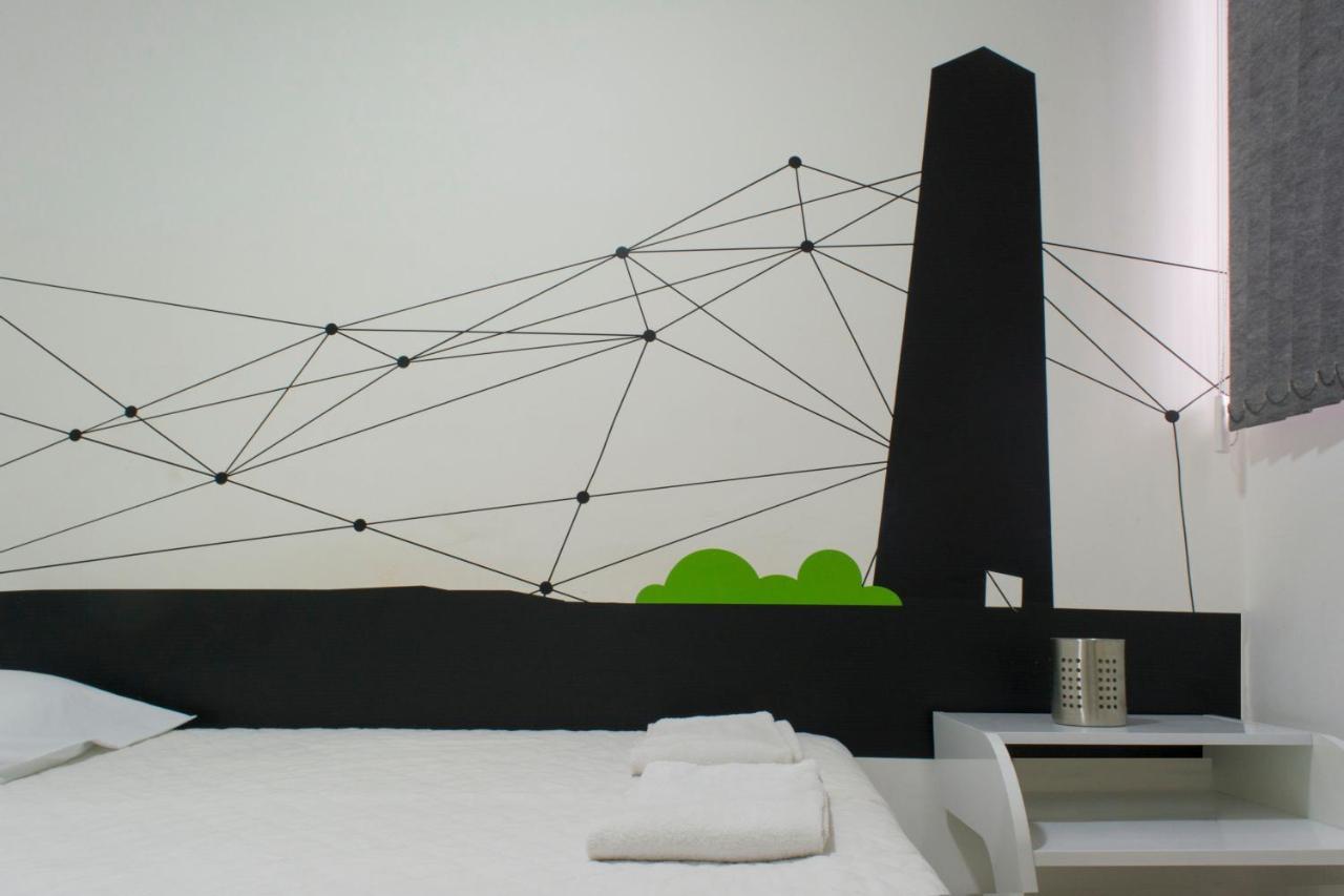 Hacker - Hospedagem & Hackschooling * São Paulo